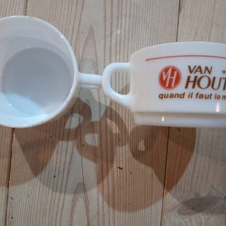 4 Vintage van Houten cups - Arcopal