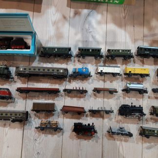 Verzameling met 28 Marklin treinen
