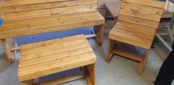 Tuinset voorzien van bank, 2 stoelen en tafel - Afbeelding 10