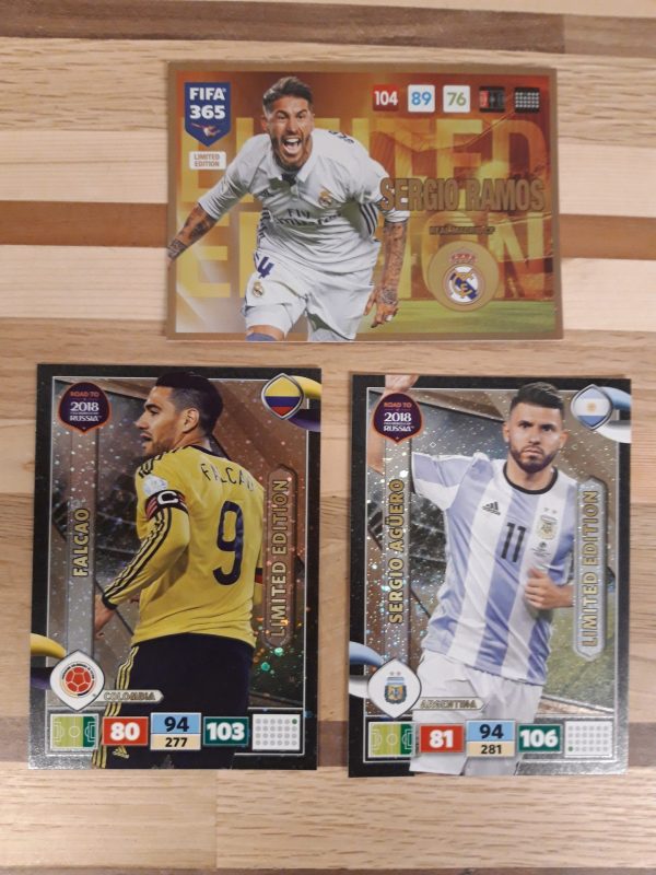 Fifa album voorzien van veel plaatjes - Afbeelding 3