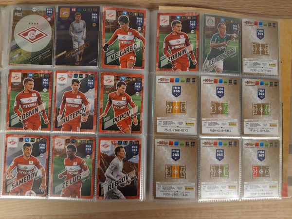 Fifa album voorzien van veel plaatjes - Afbeelding 15