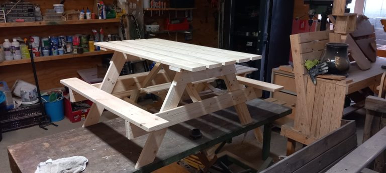 Kinder Picknicktafel