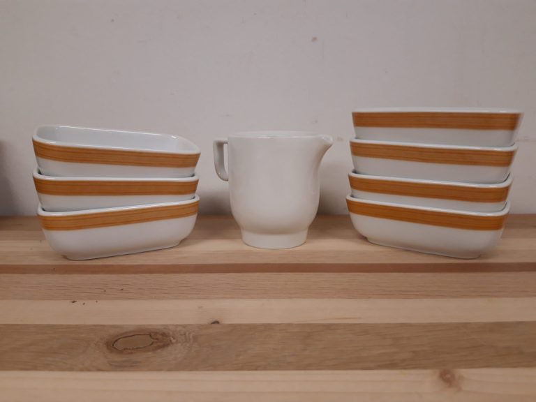 8 delig KLM servies