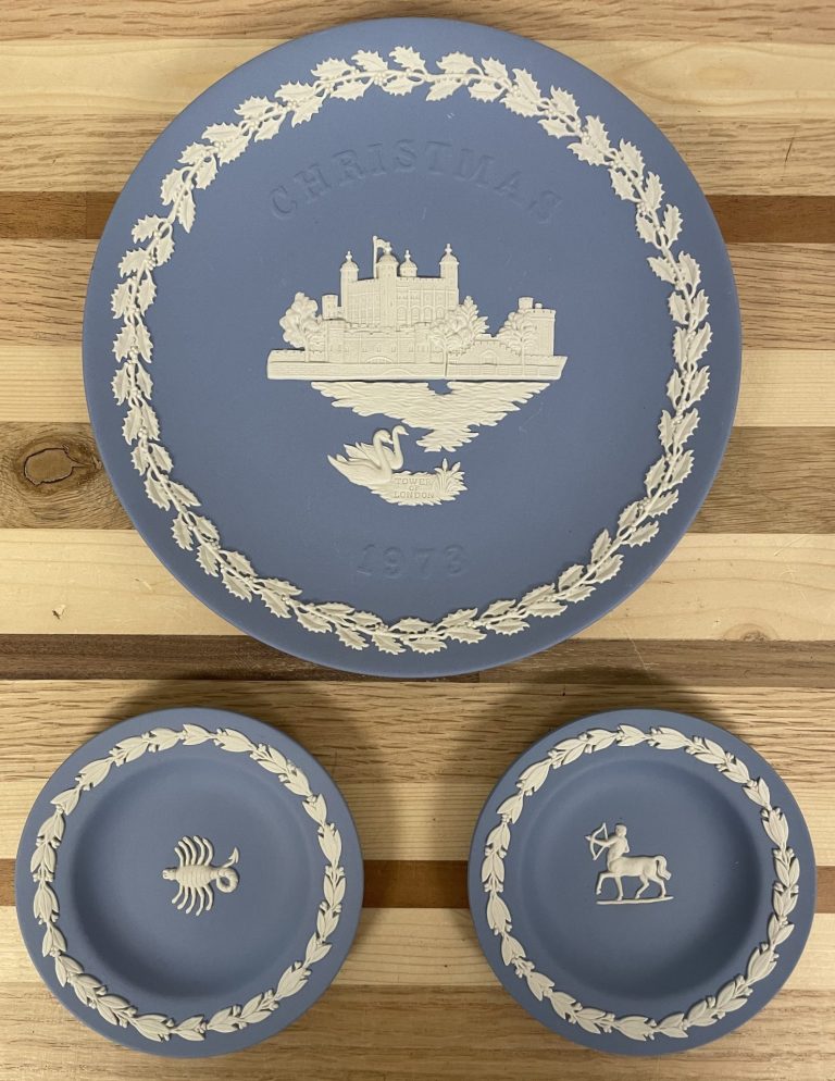 Wedgwood Jasperware Blue servies 1973