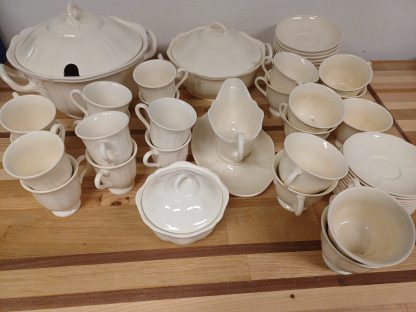 48 delig Wedgwood Queen's Plain / Shape servies