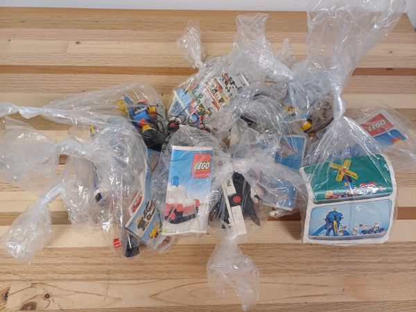 11 zakjes Vintage lego
