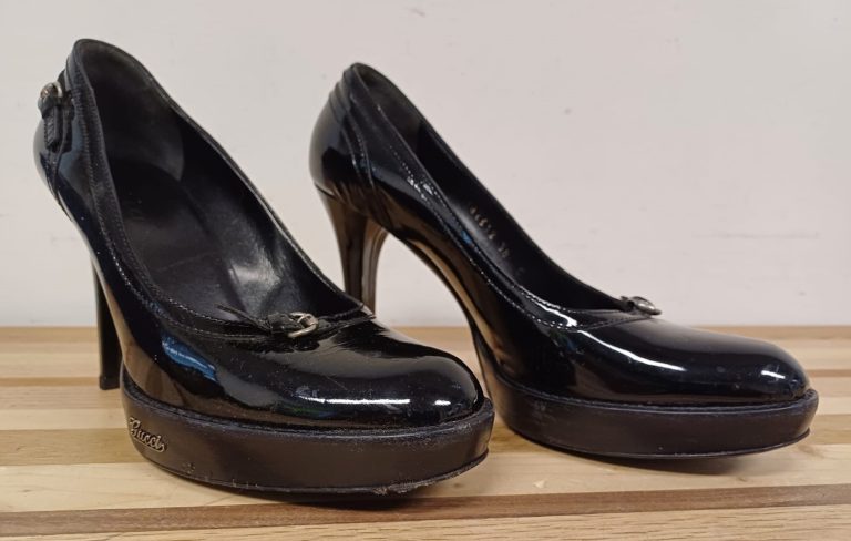 Gucci zwarte lakleren plateau pumps - maat 38C