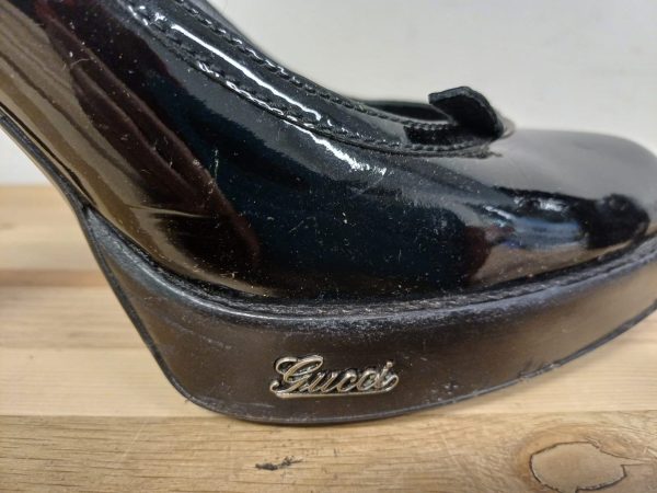 Gucci zwarte lakleren plateau pumps - maat 38C - Afbeelding 6