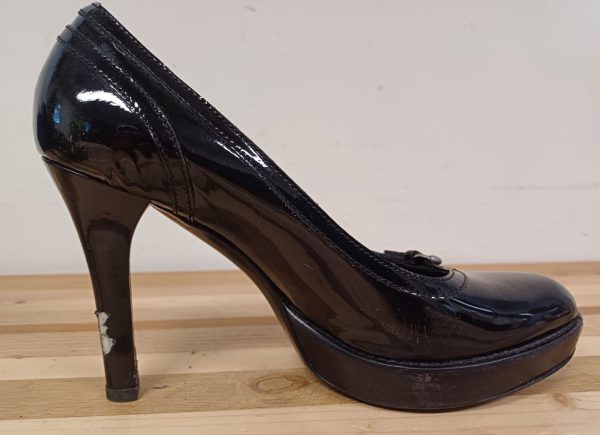 Gucci zwarte lakleren plateau pumps - maat 38C - Afbeelding 7