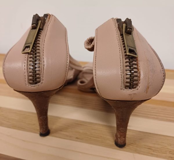 Burberry Leather Pleated Strappy - Maat 39 - Afbeelding 2