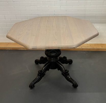 Zeshoek eettafel