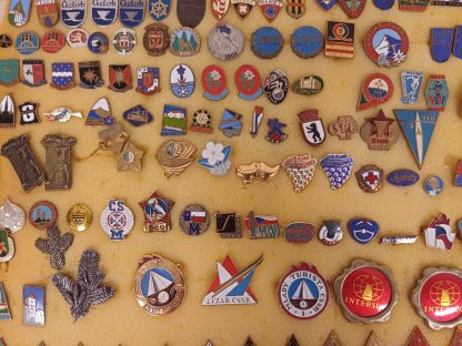 2 mappen voorzien van vintage speldjes - Afbeelding 14