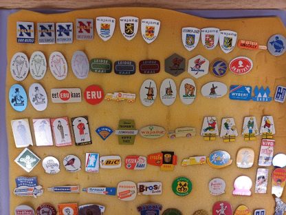 2 mappen voorzien van vintage speldjes - Afbeelding 11