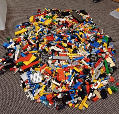 Doos voorzien van 5,5 kilo vintage lego - Afbeelding 4