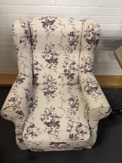 Fauteuil voorzien van bloemen - Afbeelding 5