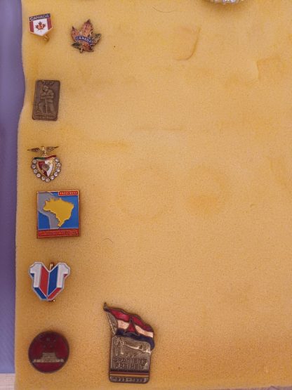 2 mappen voorzien van vintage speldjes - Afbeelding 6