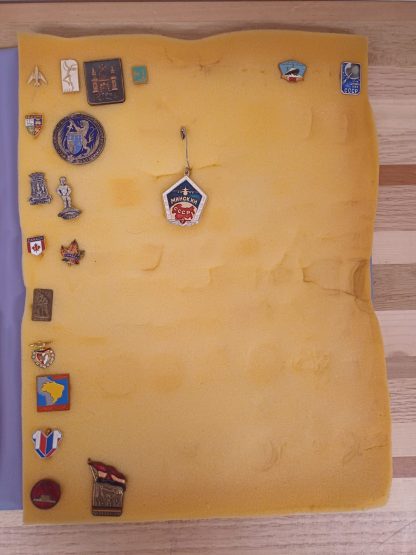 2 mappen voorzien van vintage speldjes - Afbeelding 10