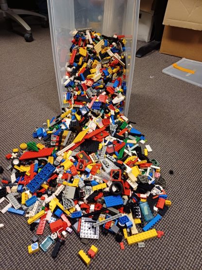 Doos voorzien van 5,5 kilo vintage lego - Afbeelding 3