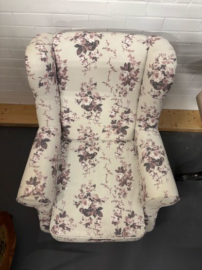 Fauteuil voorzien van bloemen - Afbeelding 3