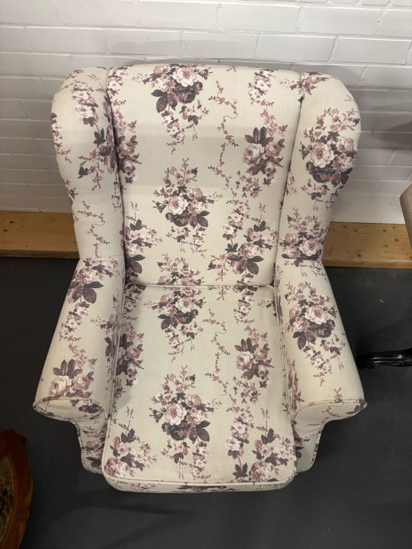 Fauteuil voorzien van bloemen - Afbeelding 3