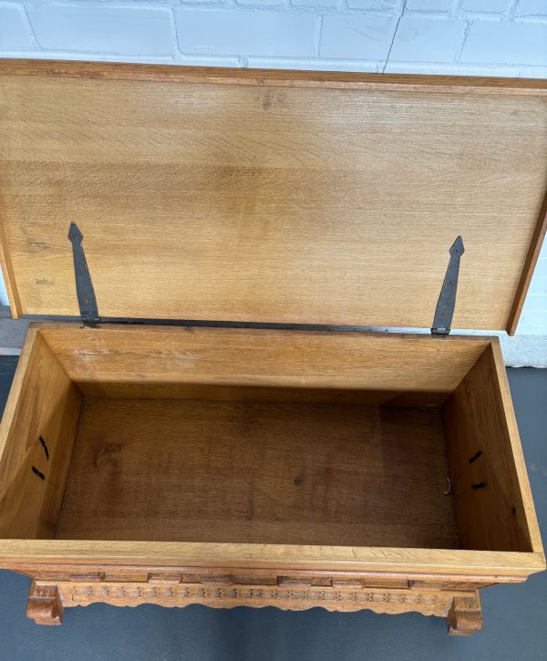 Zeer mooie bewerkte houten kist - Afbeelding 3