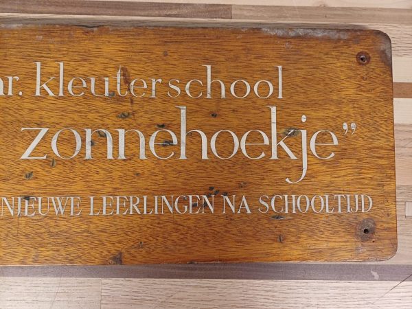 Vintage naambord Chr. kleuterschool "ons Zonnehoekje" - Afbeelding 2