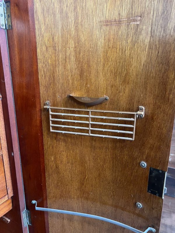 Vintage kledingkast - Wortelnotenhout style - Afbeelding 2