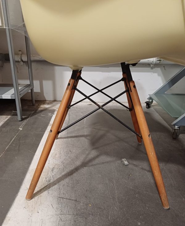 Vitra Eames - Plastic Armchair - Charles & Ray - Afbeelding 9