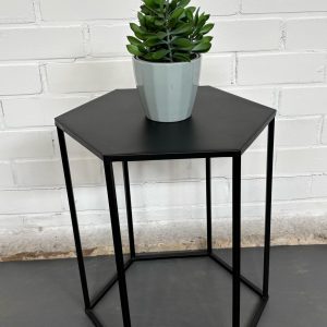 Zwarte metalen bijzettafel - 6 hoekig
