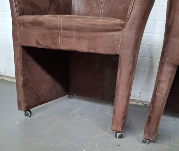 Suède verrijdbare eetkamerstoelen - 2 stuks - Afbeelding 3