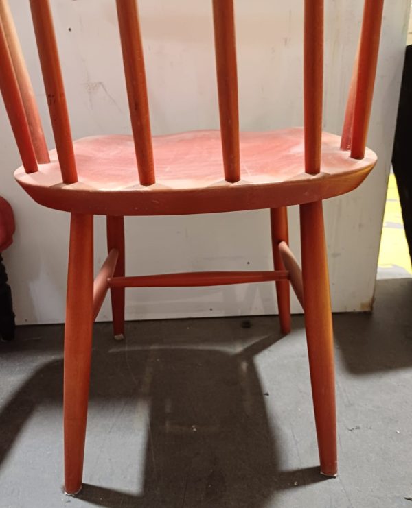 Retro vintage stoel YNGVE EKSTRÖM Jaren 60 spijlenstoel rood - Afbeelding 6