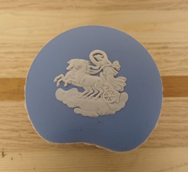 Wedgwood Jasperware Boonvormig doosje - Afbeelding 7