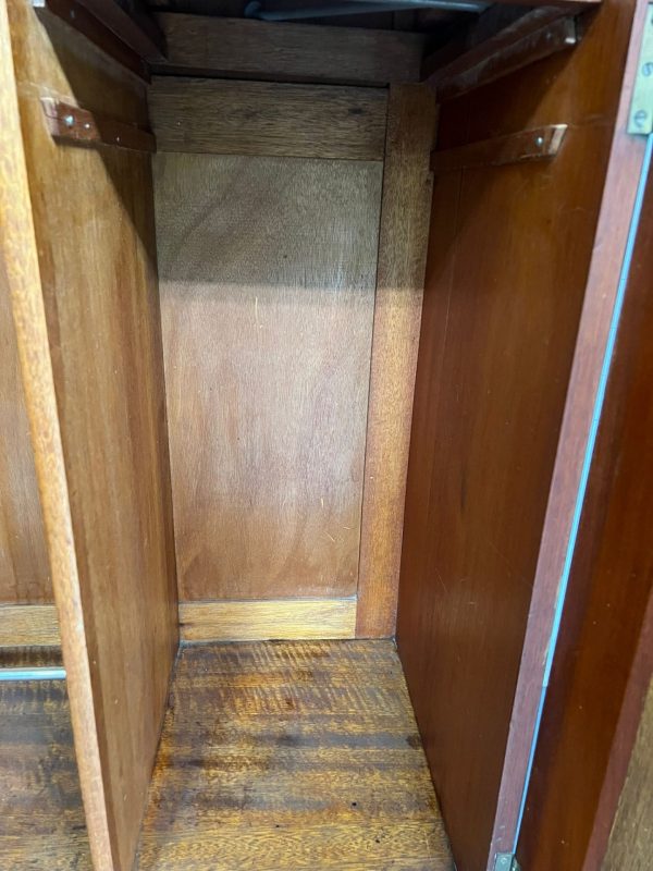 Vintage kledingkast - Wortelnotenhout style - Afbeelding 15