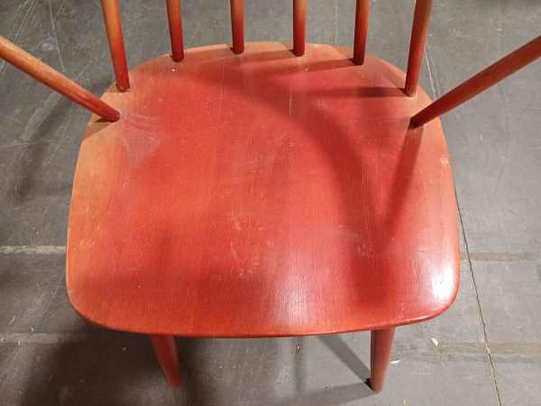 Retro vintage stoel YNGVE EKSTRÖM Jaren 60 spijlenstoel rood - Afbeelding 9