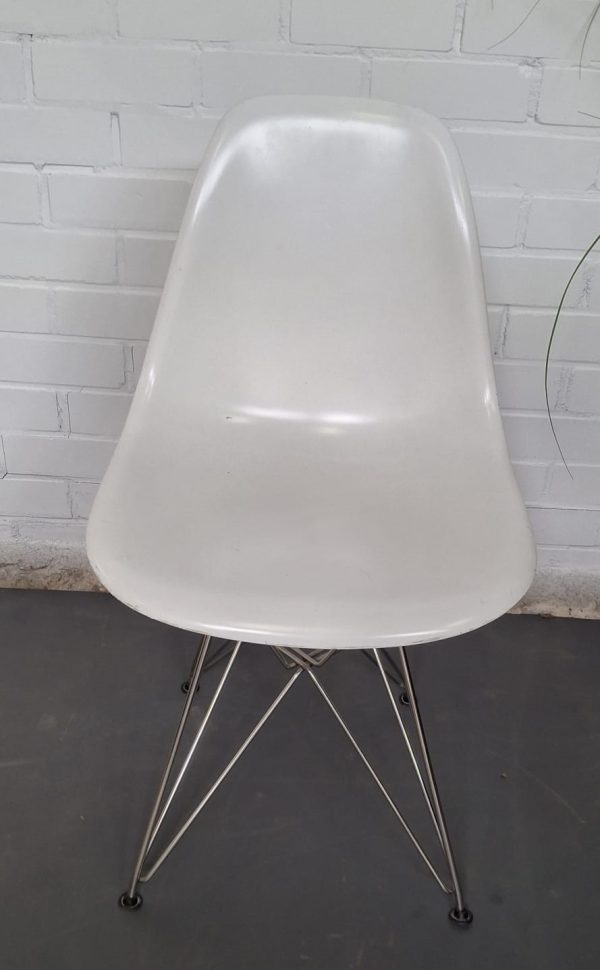 Witte Tess-Co stoel - Afbeelding 3