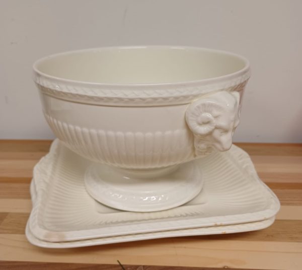 Wedgwood Edme Schaal en 2 borden