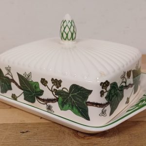 Zeldzame Wedgwood Napoleon Ivy botervloot