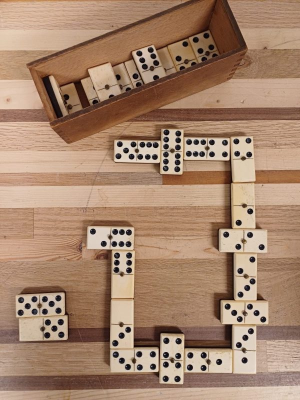 Antieke Domino Set uit 1900 in Houten Doos - Ebbenhout
