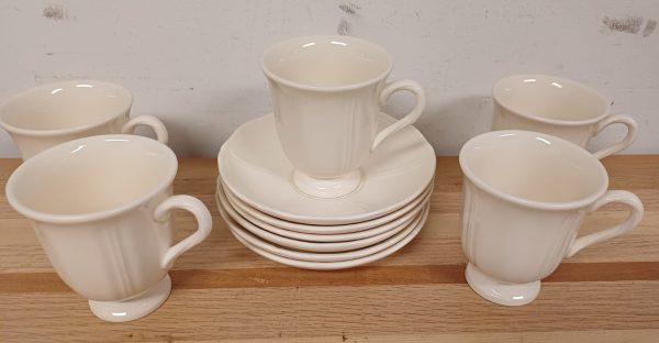 Wedgwood Queen's Plain - 5 kop en schotels