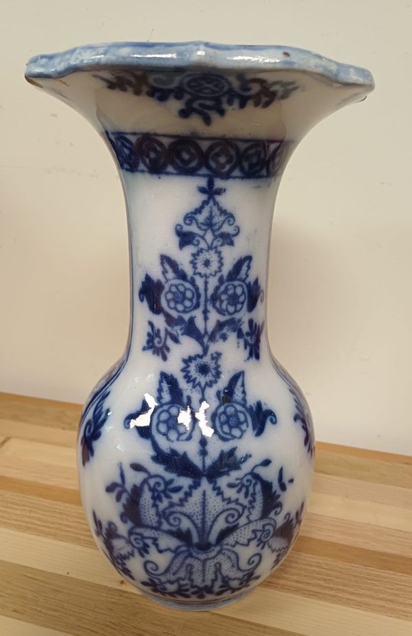 P. Regout Trompetvaas - decor 735