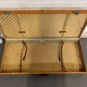 Vintage Autokoffer van het luxe merk Les Malles Moynat