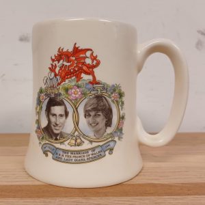 Guild crafts poole ltd mok - Charles & Diana