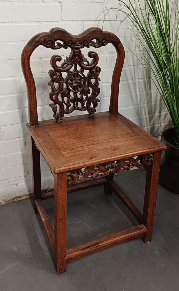 Antieke Chinese houten stoel