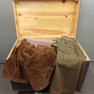 Kist legerkleding Koninklijke Landmacht KL