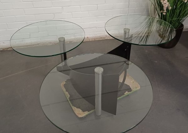 Design salontafel met 3 draaiende glasplaten