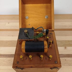 Antieke elektrotherapie apparaat