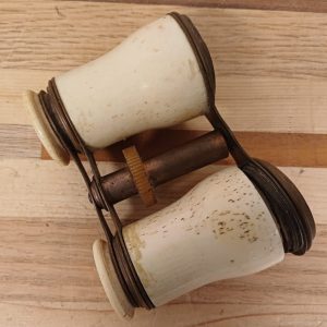 Vintage glazen pocket verrekijker