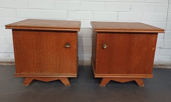 Vintage nachtkastje/kastje - jaren '50 - 2 stuks