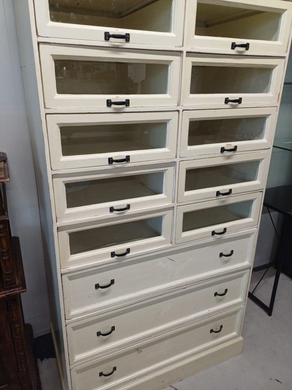 Fournituren- / apothekers- / notariskast