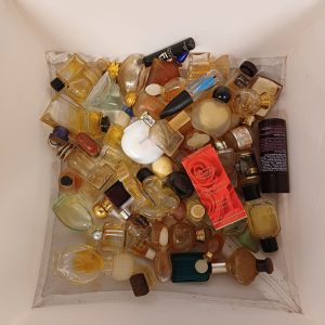 Miniatuur parfumflesjes - 42 stuks